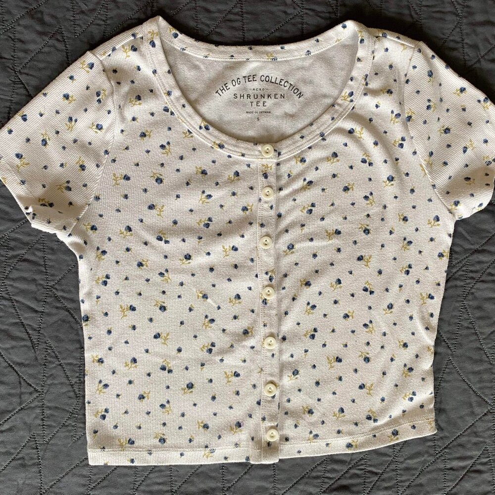 Girls Aero "Shrunken Tee" Short Sleeve - Size Small